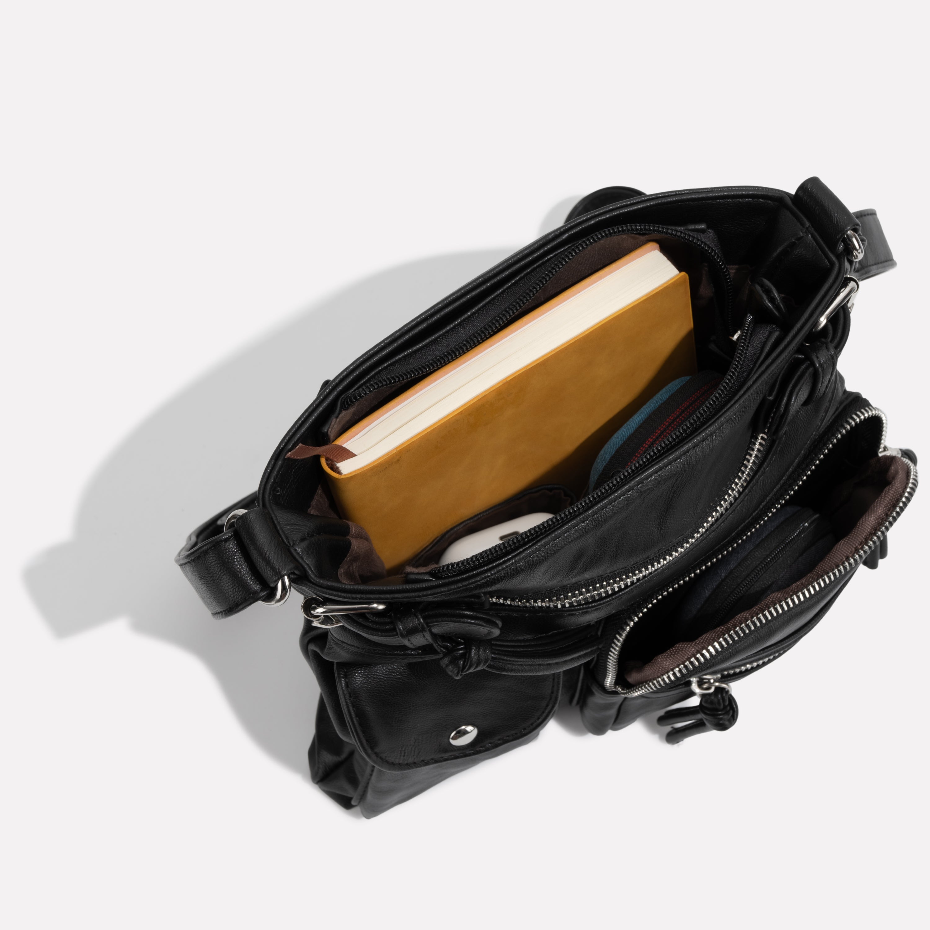 【週末限定価格】DELUXE MULTI POCKETS SHOULDERBAG Women's Multi-Pocket Leather Shoulder Bag